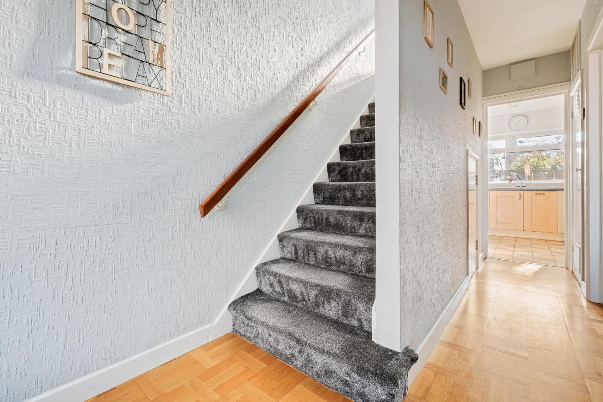 Comfy And Freshly Redecorated Home By Our Home Short Stays Close To Town Centre With Free Parking Bedford Exterior foto