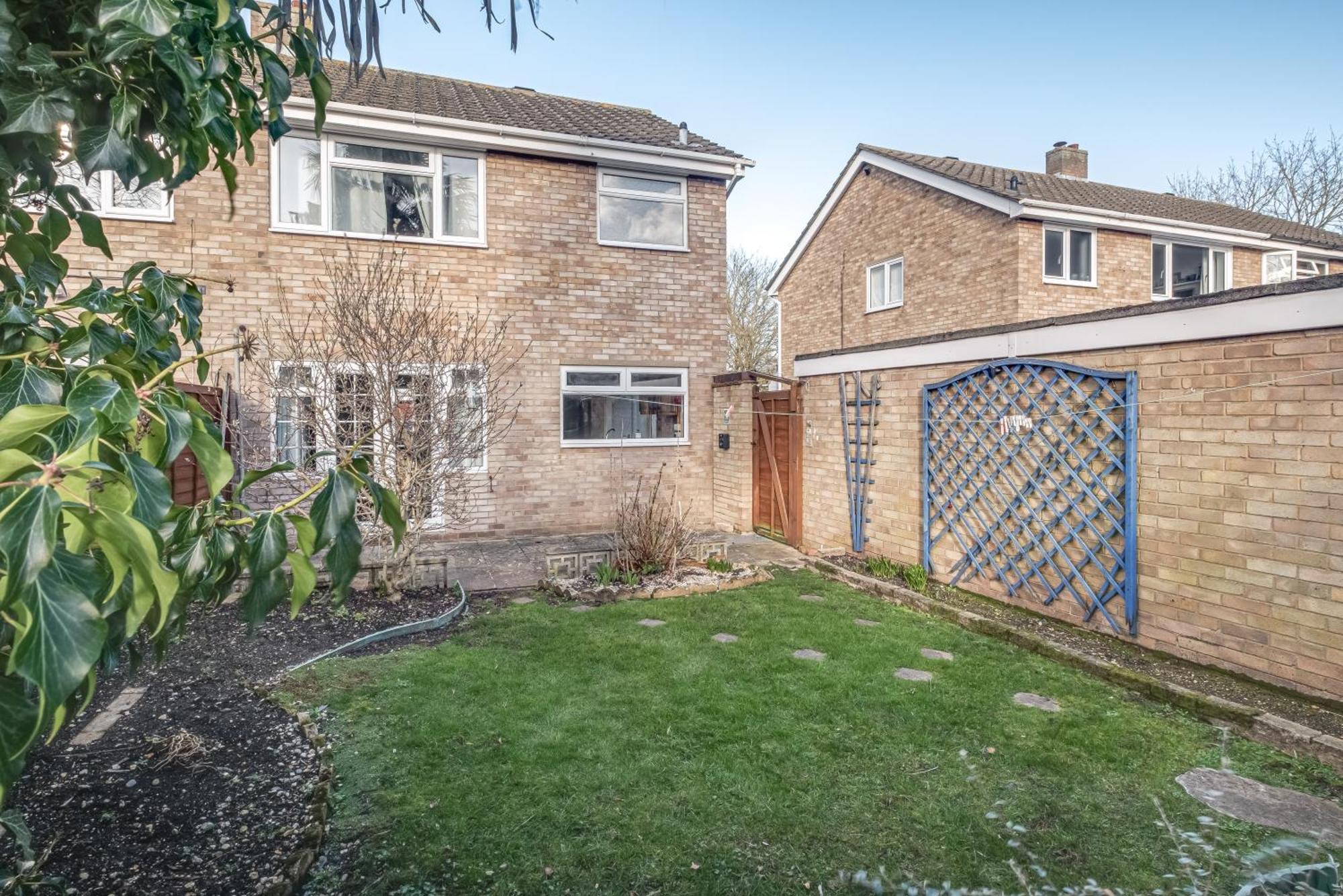 Comfy And Freshly Redecorated Home By Our Home Short Stays Close To Town Centre With Free Parking Bedford Exterior foto